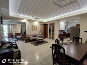 Gym in 4 BHK Builder Floor at Unitech South City II, Sector 50 – for Sale