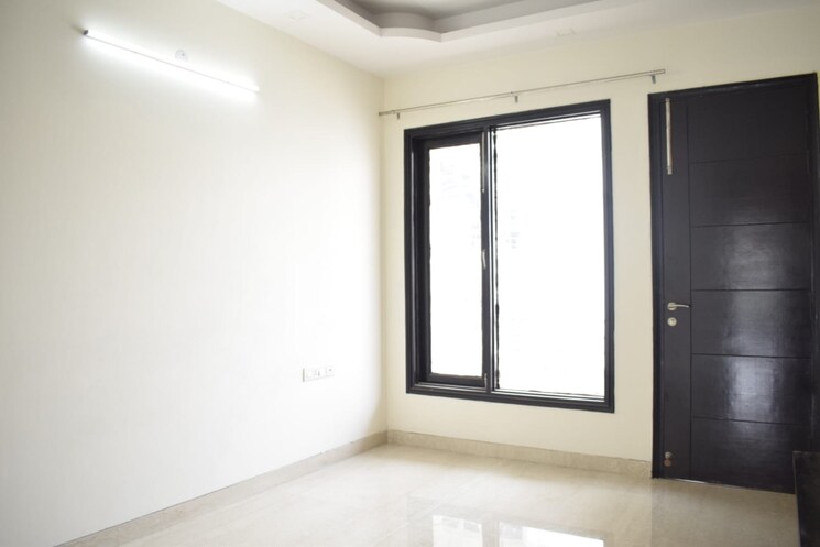 Room, uppal-southend 3 Bedroom 1500 Sq.Ft. Builder Floor In Sector 49 Gurgaon 9180801