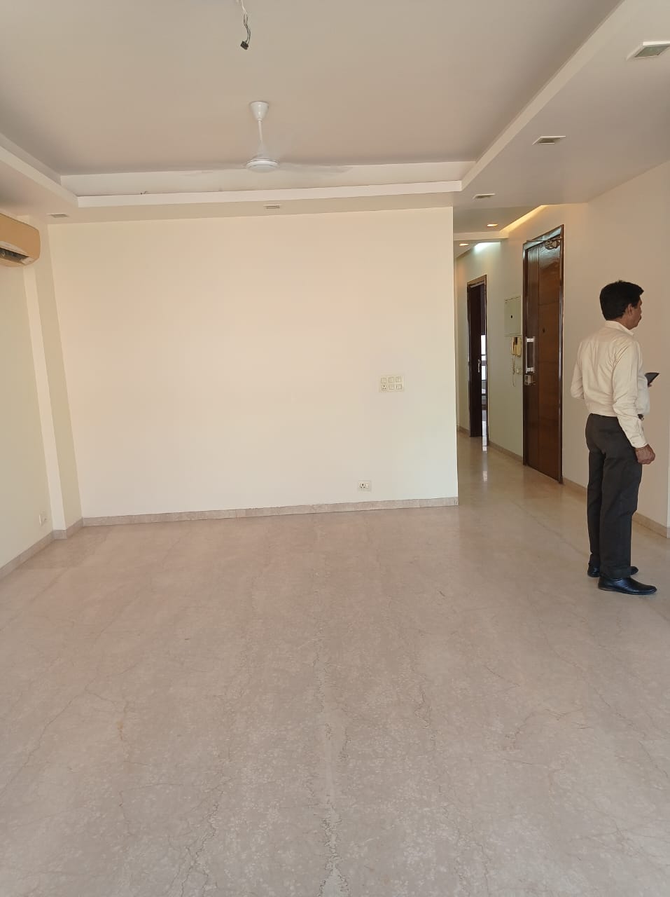 3 BHK + Pooja Room Villa For Sale in Safdarjung Enclave