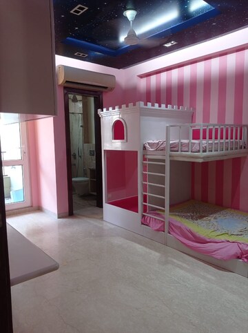 Living Room in 3 BHK Villa at Safdarjung Enclave – for Sale