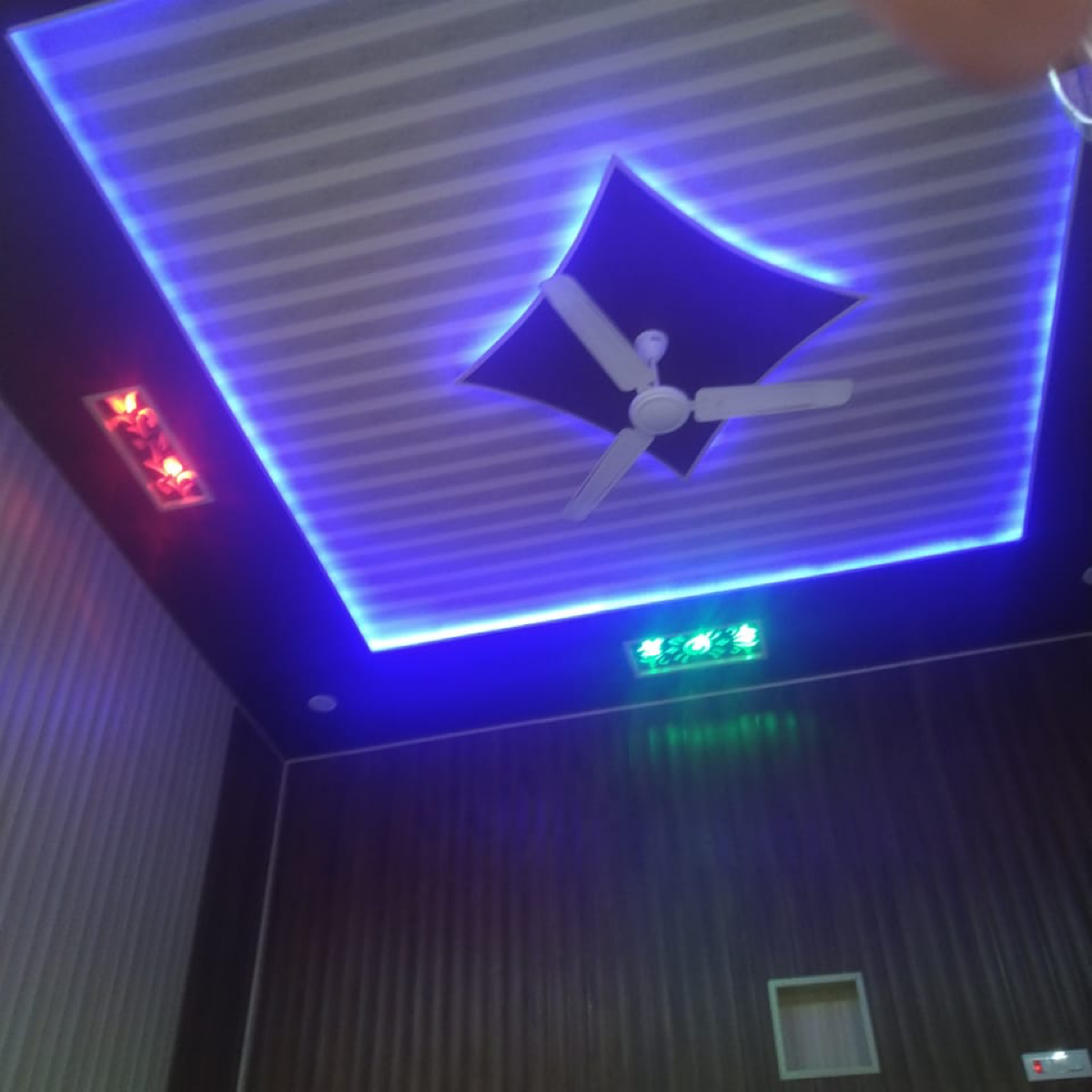 3 BHK + Study Room,Extra Room Builder Floor For Rent in Puri Kohinoor