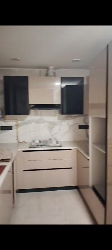 Kitchen in 3 BHK Builder Floor at Sarvapriya Vihar – for Rent