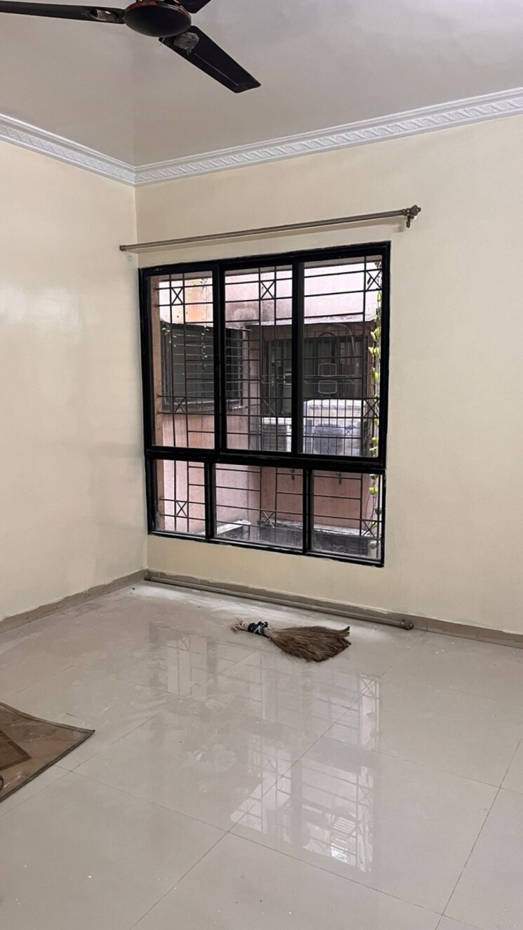 Room, mansi-maniratna-complex 2 Bedroom 1100 Sq.Ft. Apartment In Walvekar Nagar Pune 9180877