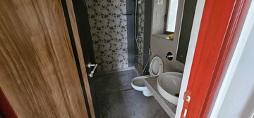 Bathroom in 3 BHK Apartment at Thane West – for Rent