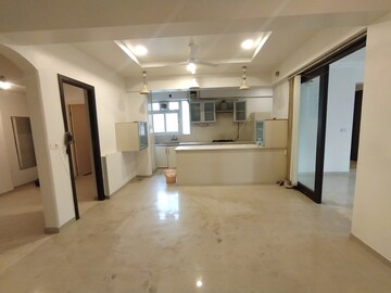 Room in 4 BHK Apartment at Hiranandani Gardens Glen Ridge, Powai – for Sale
