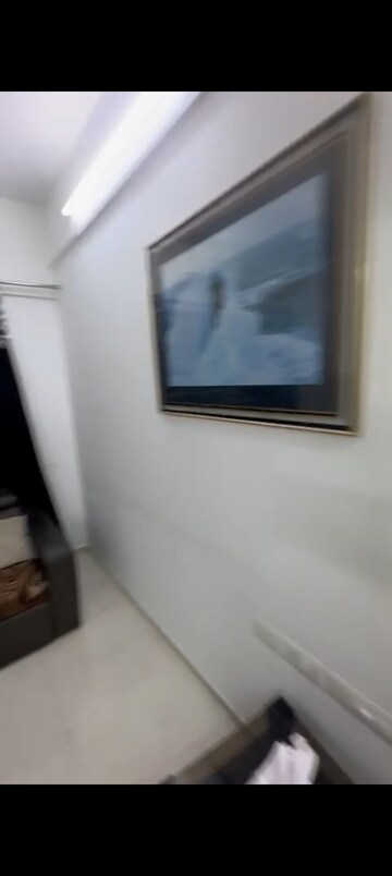 Furnished Amenities in 1 BHK Apartment at Sheth Vasant Oasis, Andheri East – for Rent