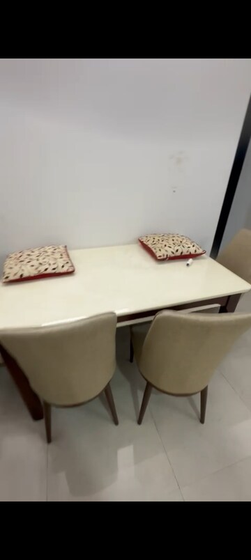 Furnished Amenities in 1 BHK Apartment at Sheth Vasant Oasis, Andheri East – for Rent