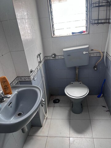 Bathroom in 1 BHK Apartment at Acme Harmony Chs Ltd, Andheri East – for Rent