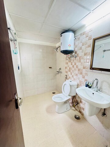 Bathroom in 3 BHK Apartment at Amrapali Silicon City, Sector 76 – for Rent