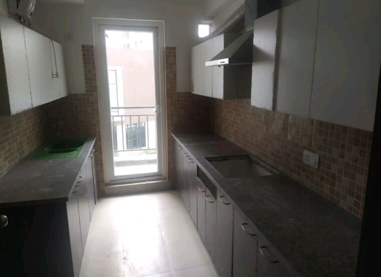 Room, umang-winter-hills 3 Bedroom 1940 Sq.Ft. Apartment In Sector 77 Gurgaon 9180972