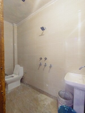 Bathroom in 1 BHK Builder Floor at Uttam Nagar West – for Sale
