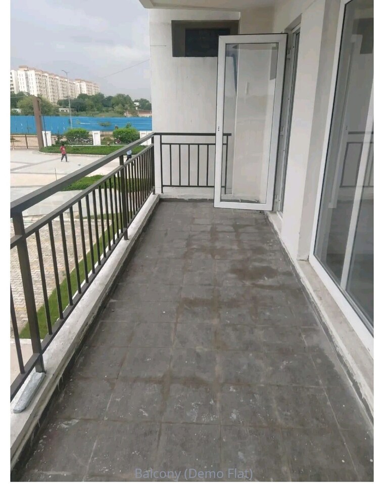 Balcony, umang-winter-hills 4 Bedroom 2550 Sq.Ft. Apartment In Sector 77 Gurgaon 9180974