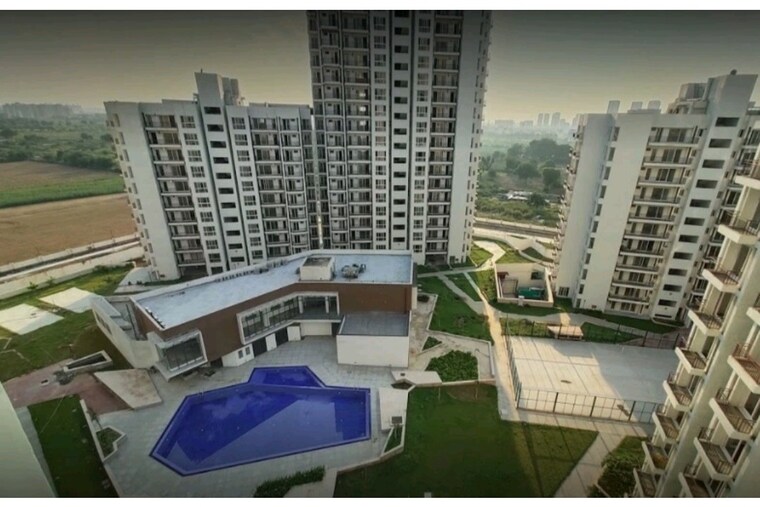Exterior View, umang-winter-hills 4 Bedroom 2550 Sq.Ft. Apartment In Sector 77 Gurgaon 9180974