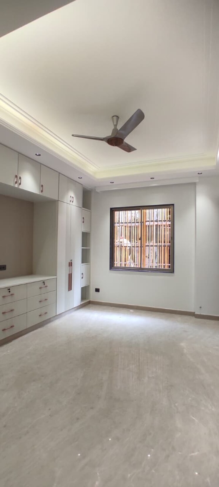 Room, safdarjung enclave 4 Bedroom 2150 Sq.Ft. Builder Floor In Safdarjung Enclave Delhi 9180980
