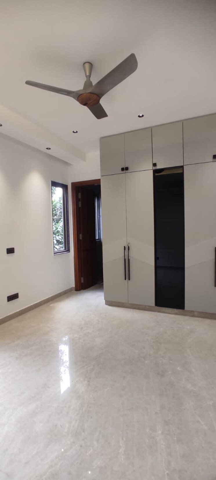 Bedroom, safdarjung enclave 4 Bedroom 2150 Sq.Ft. Builder Floor In Safdarjung Enclave Delhi 9180980