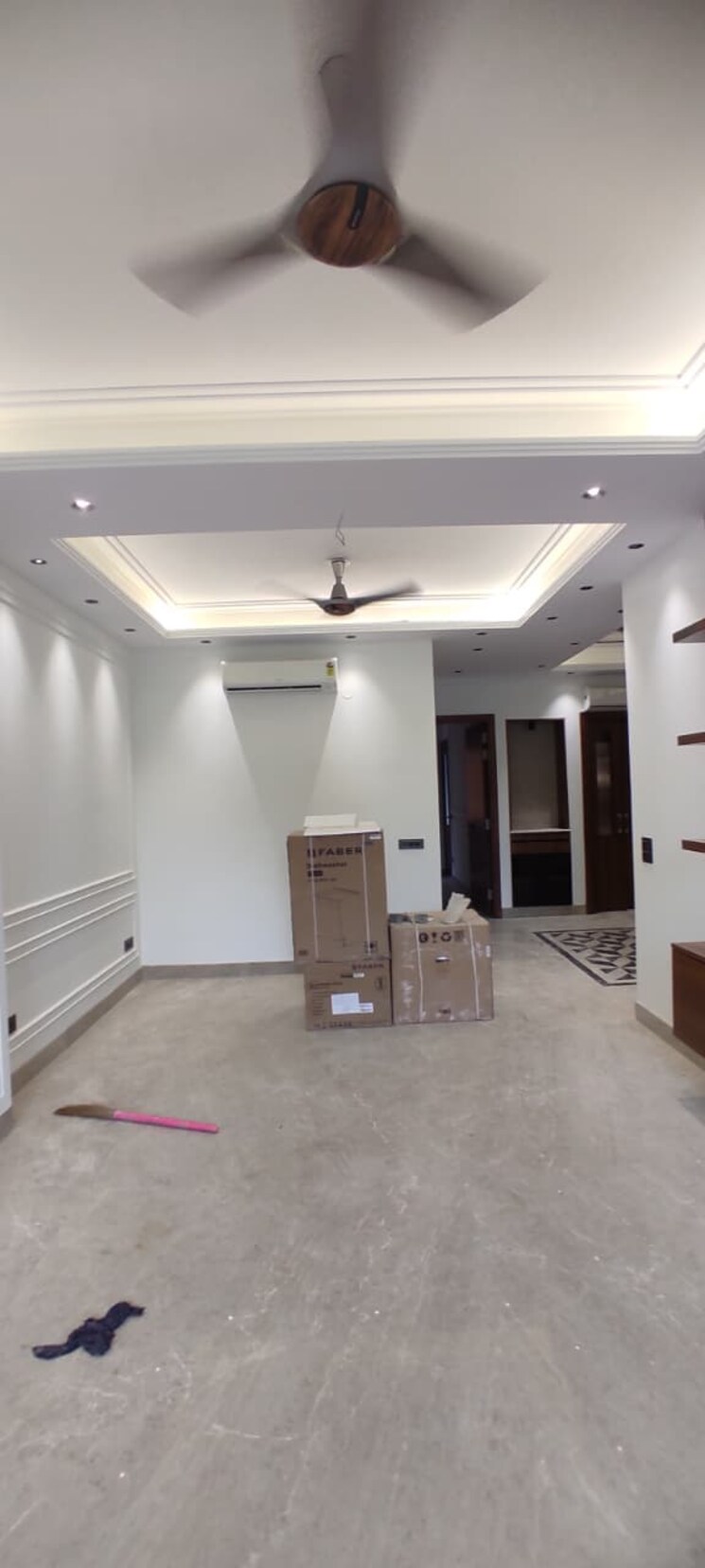Bedroom, safdarjung enclave 4 Bedroom 2150 Sq.Ft. Builder Floor In Safdarjung Enclave Delhi 9180980