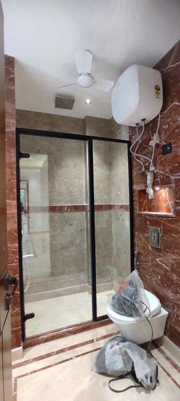 Bathroom in 4 BHK Builder Floor at Safdarjung Enclave – for Sale