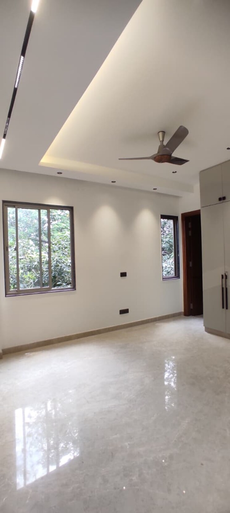 Room, safdarjung enclave 4 Bedroom 2150 Sq.Ft. Builder Floor In Safdarjung Enclave Delhi 9180980