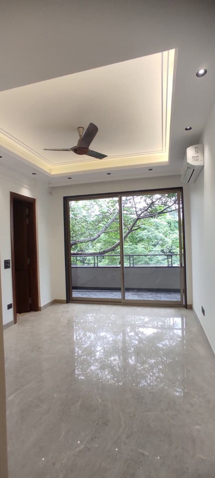 Room, safdarjung enclave 4 Bedroom 2150 Sq.Ft. Builder Floor In Safdarjung Enclave Delhi 9180980