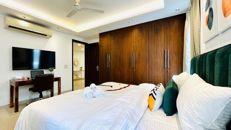 Bedroom, safdarjung enclave 3 Bedroom 2200 Sq.Ft. Builder Floor In Safdarjung Enclave Delhi 9180982