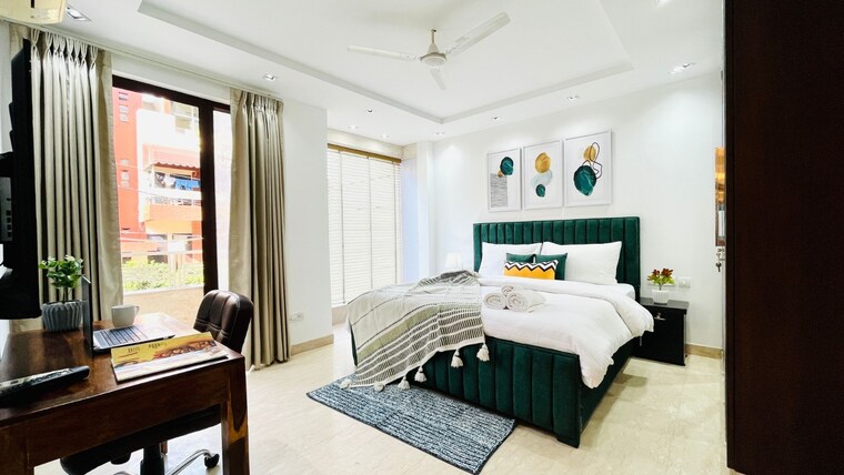 Bedroom, safdarjung enclave 3 Bedroom 2200 Sq.Ft. Builder Floor In Safdarjung Enclave Delhi 9180982