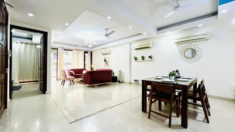 Living Room, safdarjung enclave 4 Bedroom 2200 Sq.Ft. Builder Floor In Safdarjung Enclave Delhi 9180985