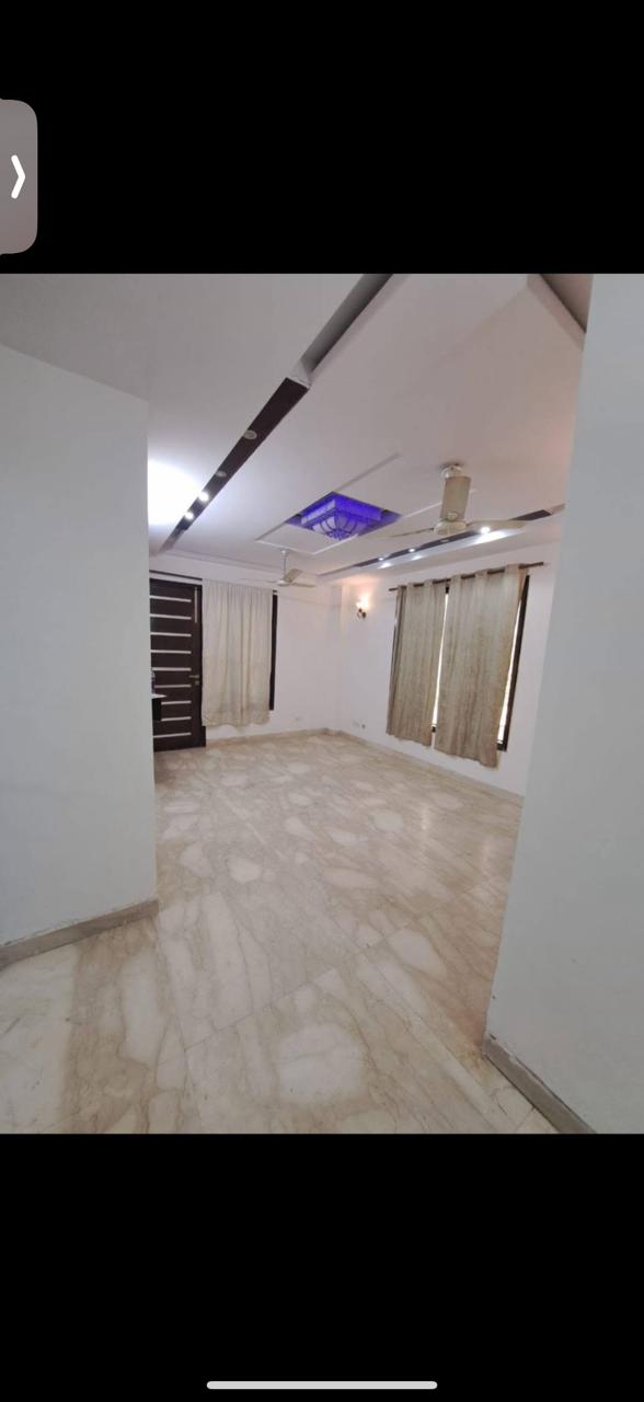 3 BHK Builder Floor For Rent in Chitranjan Park 