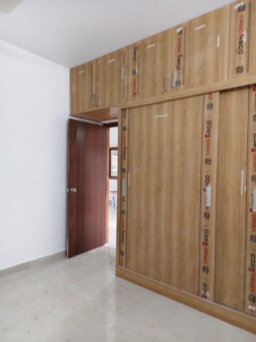 Bedroom in 2 BHK Builder Floor at Halasuru – for Rent