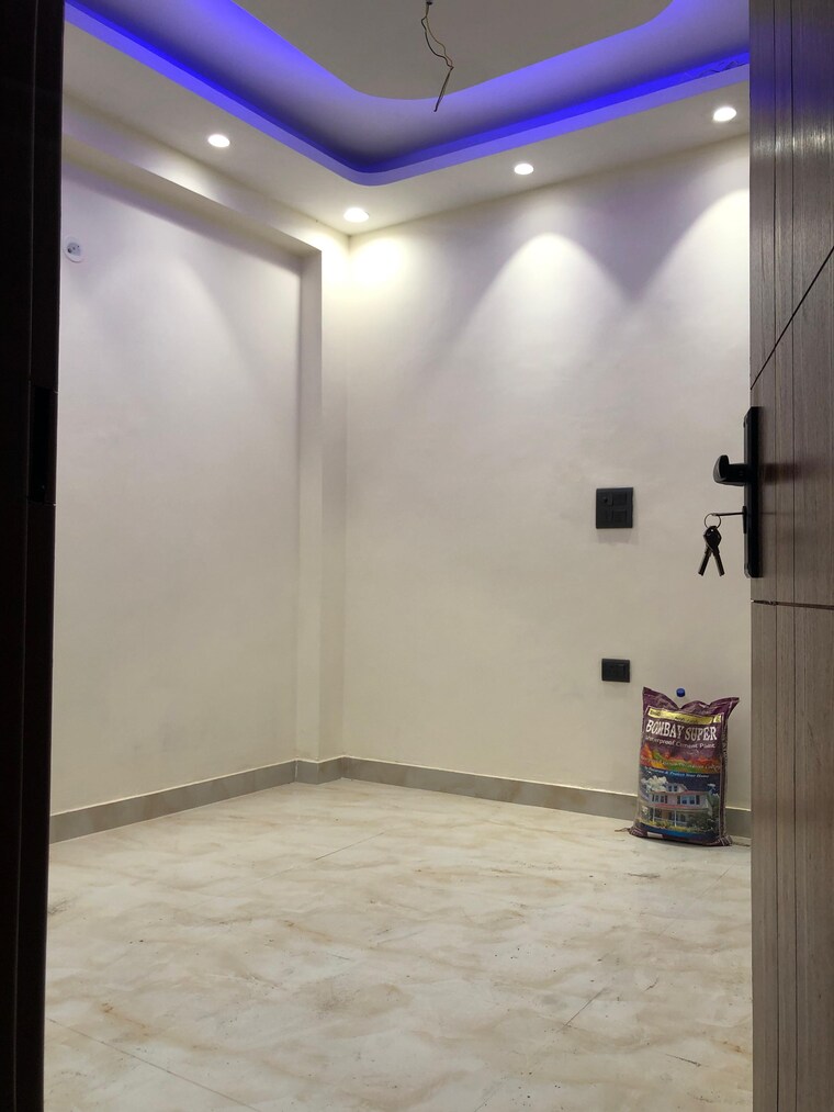 Room, chattarpur 1 Bedroom 470 Sq.Ft. Builder Floor In Chattarpur Delhi 9181017