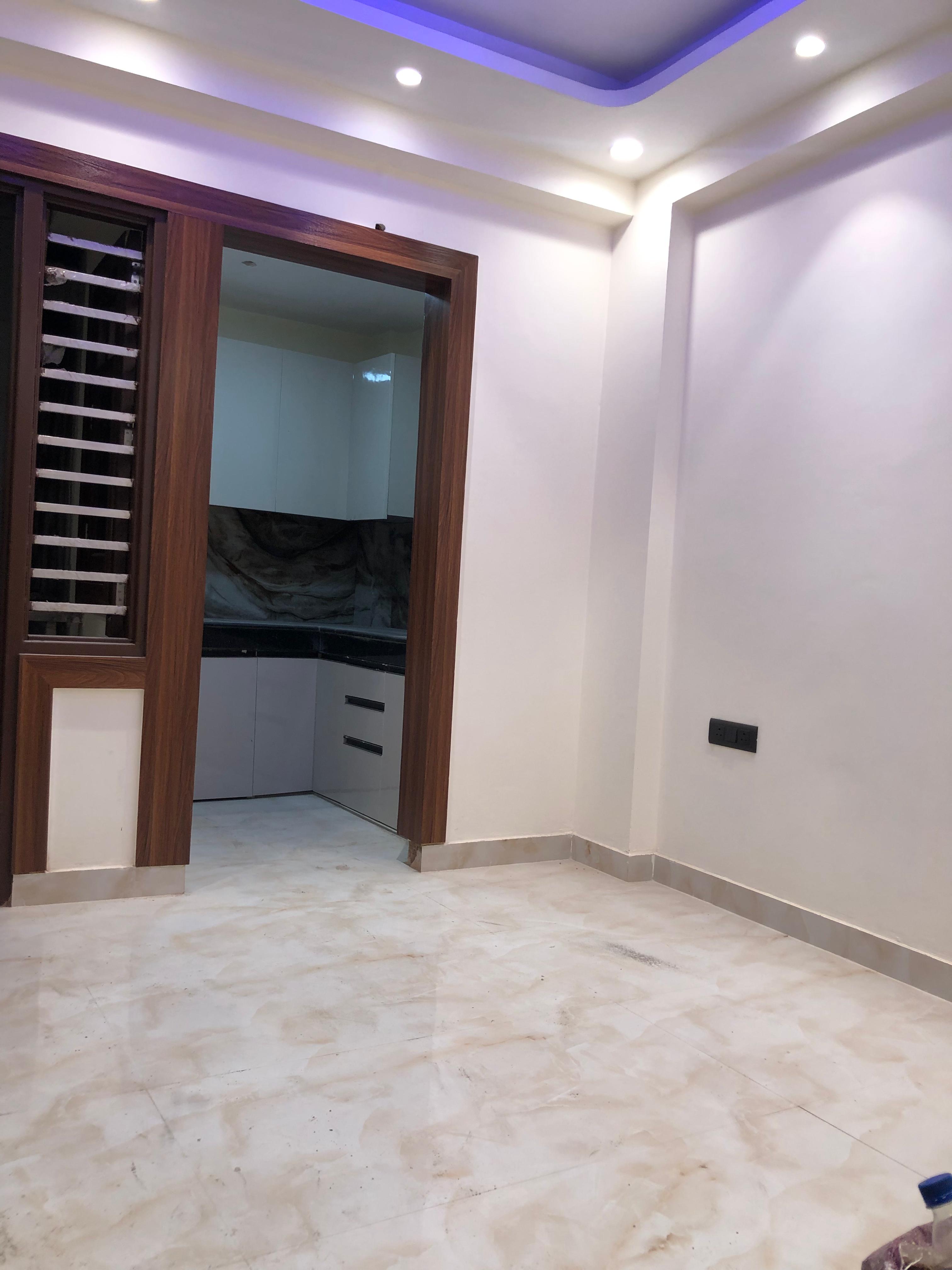 1 BHK Builder Floor For Rent in Chattarpur