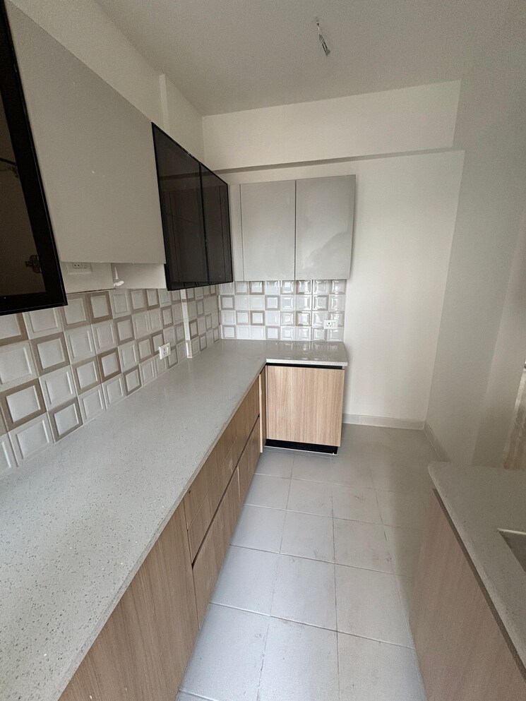 Kitchen, klj-greens 3 Bedroom 1720 Sq.Ft. Apartment In Sector 77 Faridabad 9181013