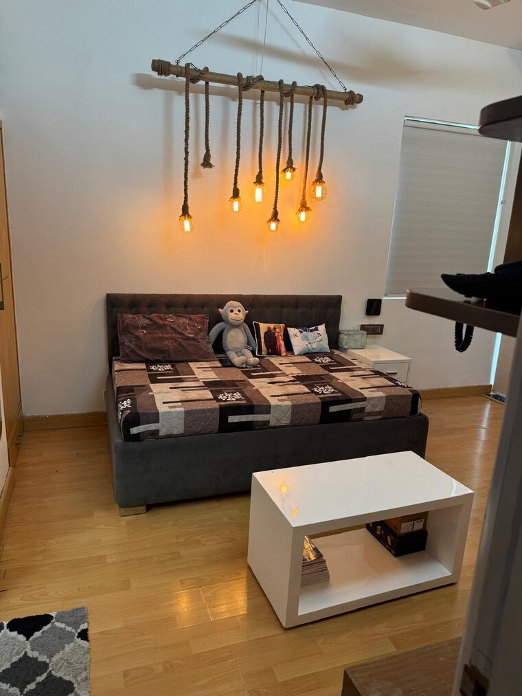 Kitchen, unitech-uniworld-gardens 3 Bedroom 2086 Sq.Ft. Apartment In Sector 47 Gurgaon 9181016