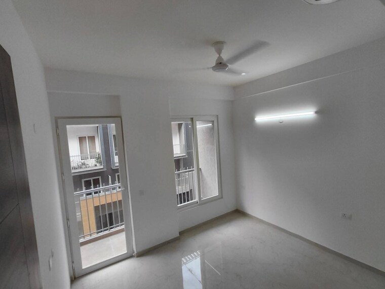 Room, smart-world-orchard 3 Bedroom 1680 Sq.Ft. Apartment In Sector 61 Gurgaon 9181020