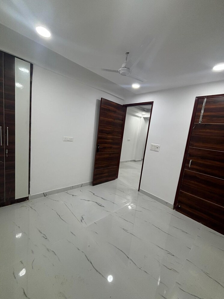 Room, chattarpur 1 Bedroom 450 Sq.Ft. Builder Floor In Chattarpur Delhi 9181036