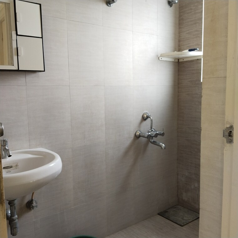 Bathroom, balewadi 1 Bedroom 700 Sq.Ft. Apartment In Balewadi Pune 9181079