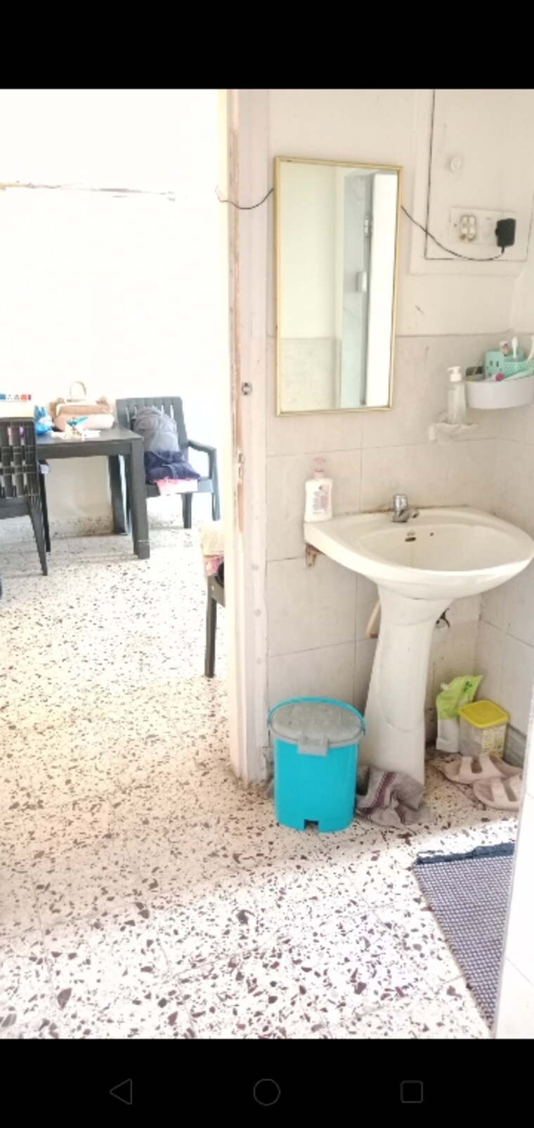 Bathroom, andheri east Pg For Girls In Andheri East 9181081