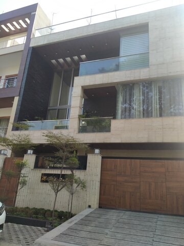 Kitchen in 6+ BHK Independent House at Nri City – for Sale