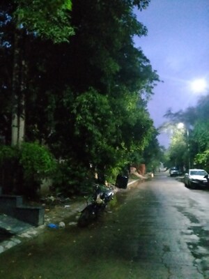 5 BHK Independent House – Garden View at Sigma I Greater Noida - for Sale