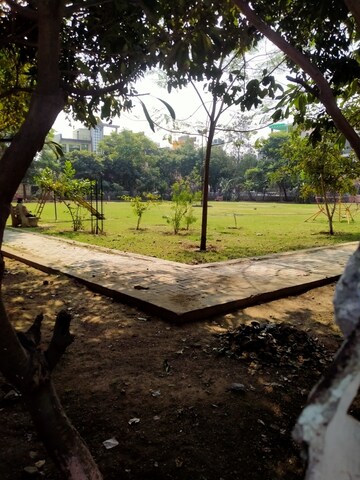 Plot Area in 5 BHK Independent House at Sigma I Greater Noida – for Sale