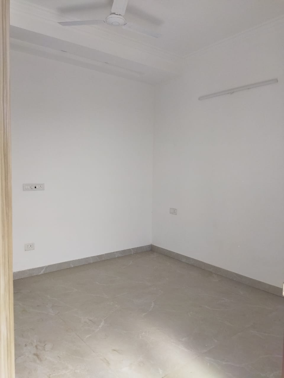 1 BHK Builder Floor For Rent in Chattarpur