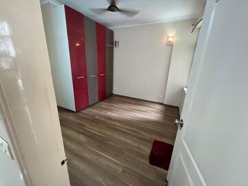 Bathroom in 3 BHK Apartment at Experion The Heart Song, Sector 108 – for Rent