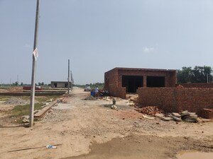  Plot – Exterior View View at Sector 17b Yamuna Expressway - for Sale