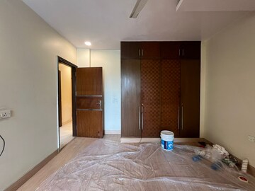 Bedroom in 3 BHK Builder Floor at Panchsheel Enclave – for Rent