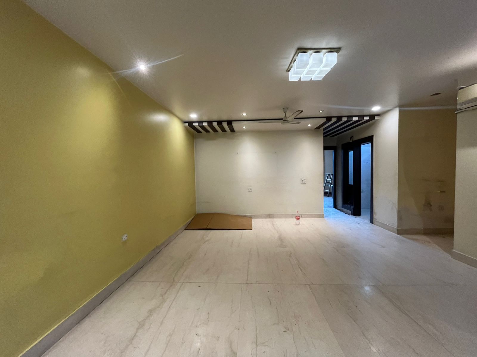 3 BHK + Pooja Room,Servant Room Builder Floor For Rent in Panchsheel Enclave 