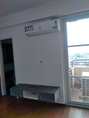 Furnished Amenities in 3 BHK Apartment at Tulip Violet, Sector 69 – for Rent