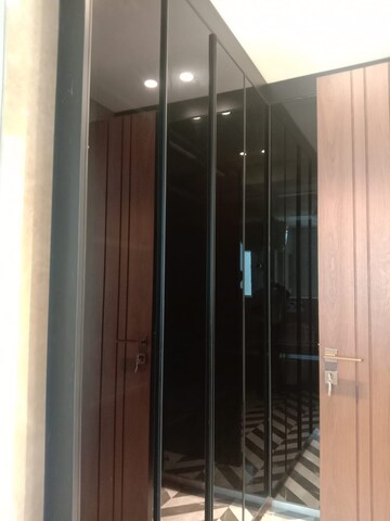 Building Lobby in 4 BHK Builder Floor at Safdarjung Development Area – for Rent