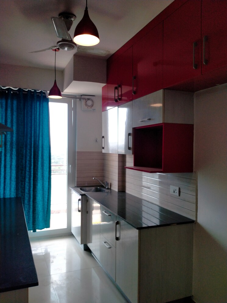 Kitchen, tulip-violet 3 Bedroom 1578 Sq.Ft. Apartment In Sector 69 Gurgaon 9181376