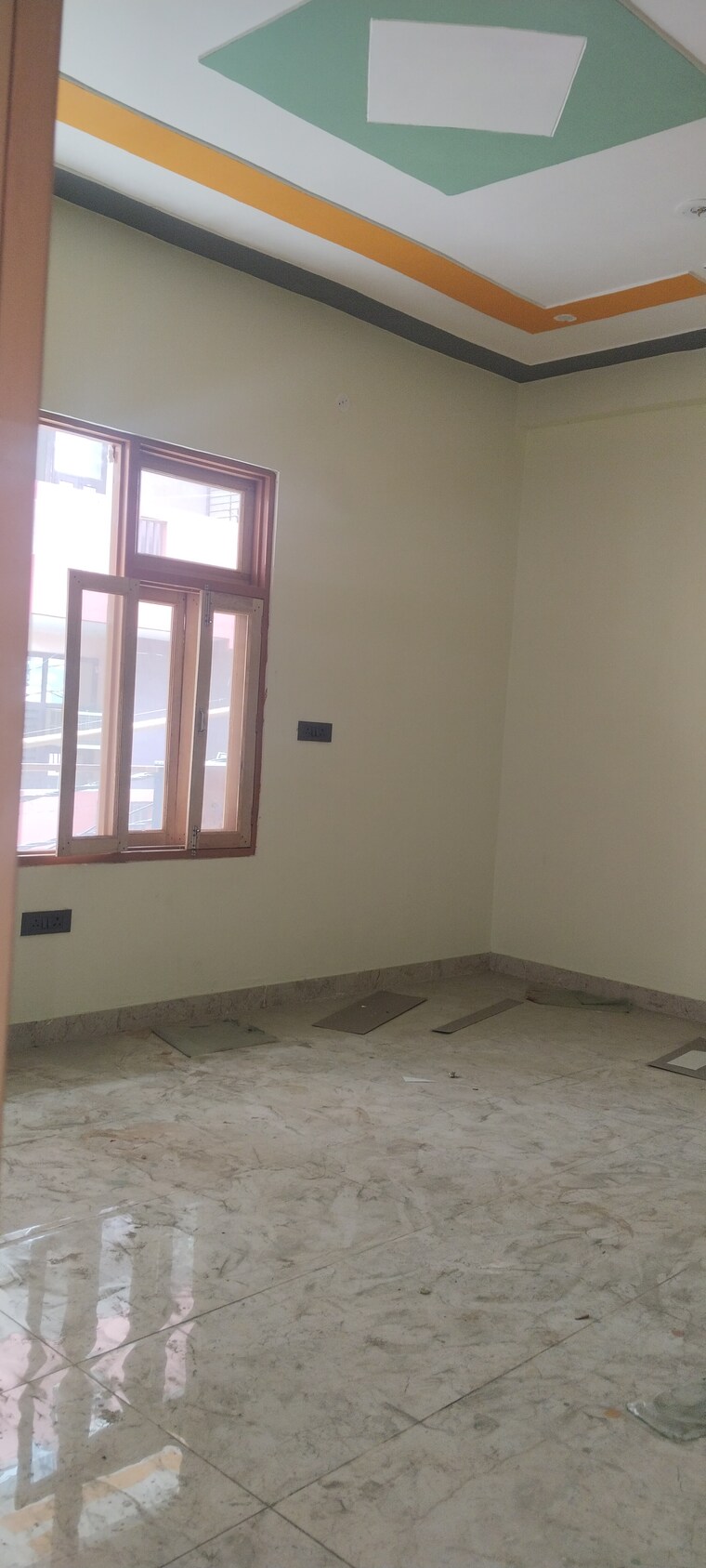 Room, mahendra-enclave 3.5 Bedroom 1800 Sq.Ft. Builder Floor In Shastri Nagar Ghaziabad 9181334