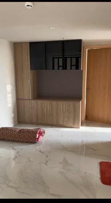 Furnished Amenities in 2 BHK Apartment at M3M Heights, Sector 65 – for Rent