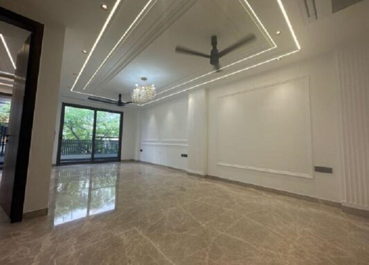 Room, dlf phase ii 4 Bedroom 300 Sq.Yd. Builder Floor In Dlf Phase ii Gurgaon 9181409